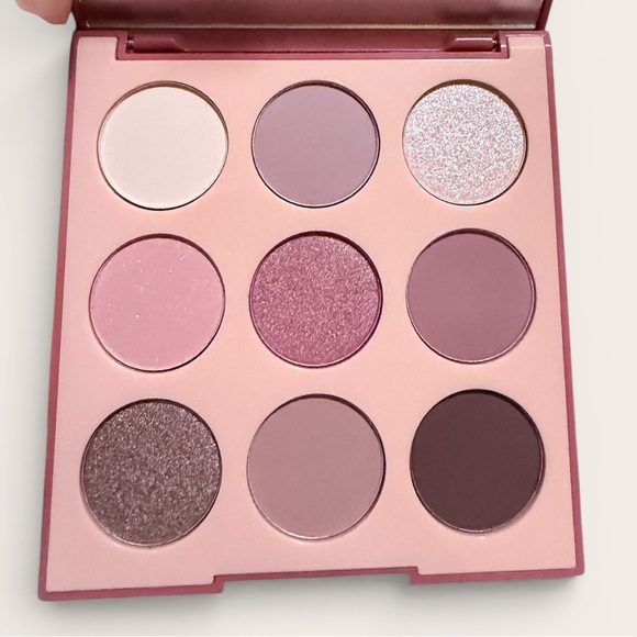 💚🌼NIB Morphe 9V Vintage Rose Artistry Palette - Picture 2 of 5